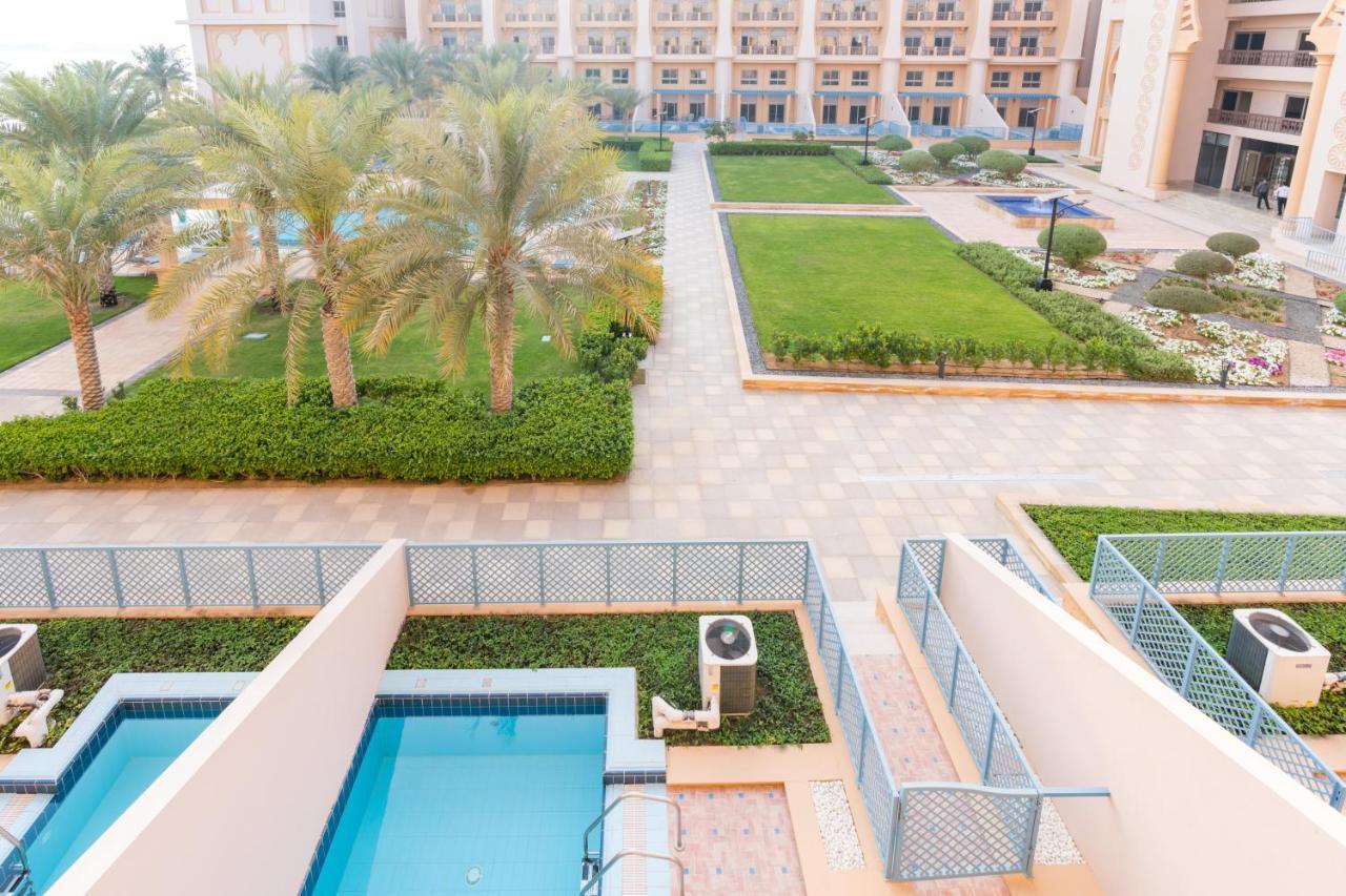 Globalstay At Sarai Apartments Beachfront Paradise With Pool And Gym Dubaj Exteriér fotografie